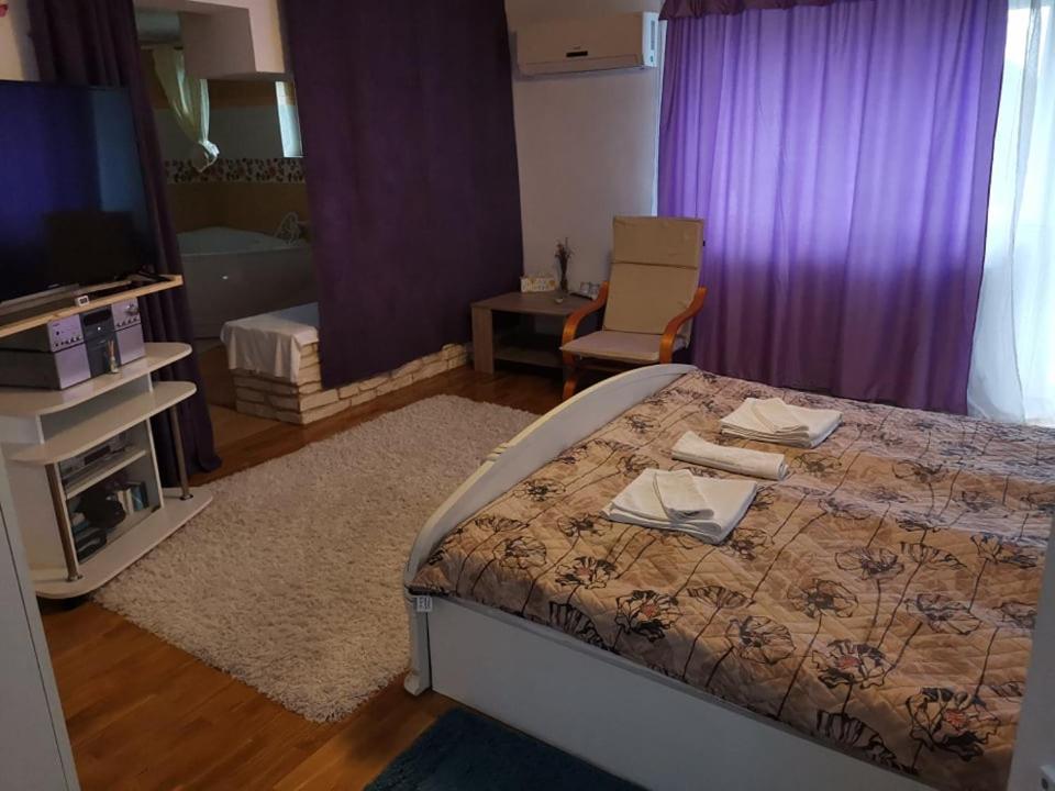Hotel Stars Livezeni Ivanesti Exterior foto